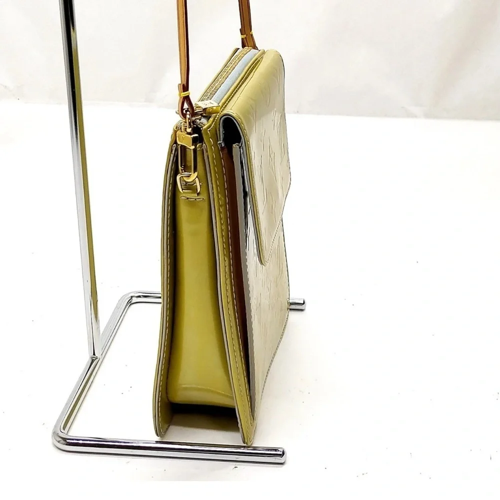 Louis Vuitton Vernis Motto Accessory Pouch